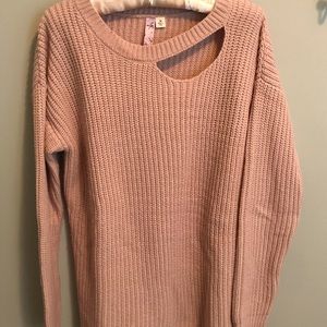 Alay salmon color Sweater size M